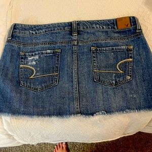 Jean mini skirt American eagle size 4